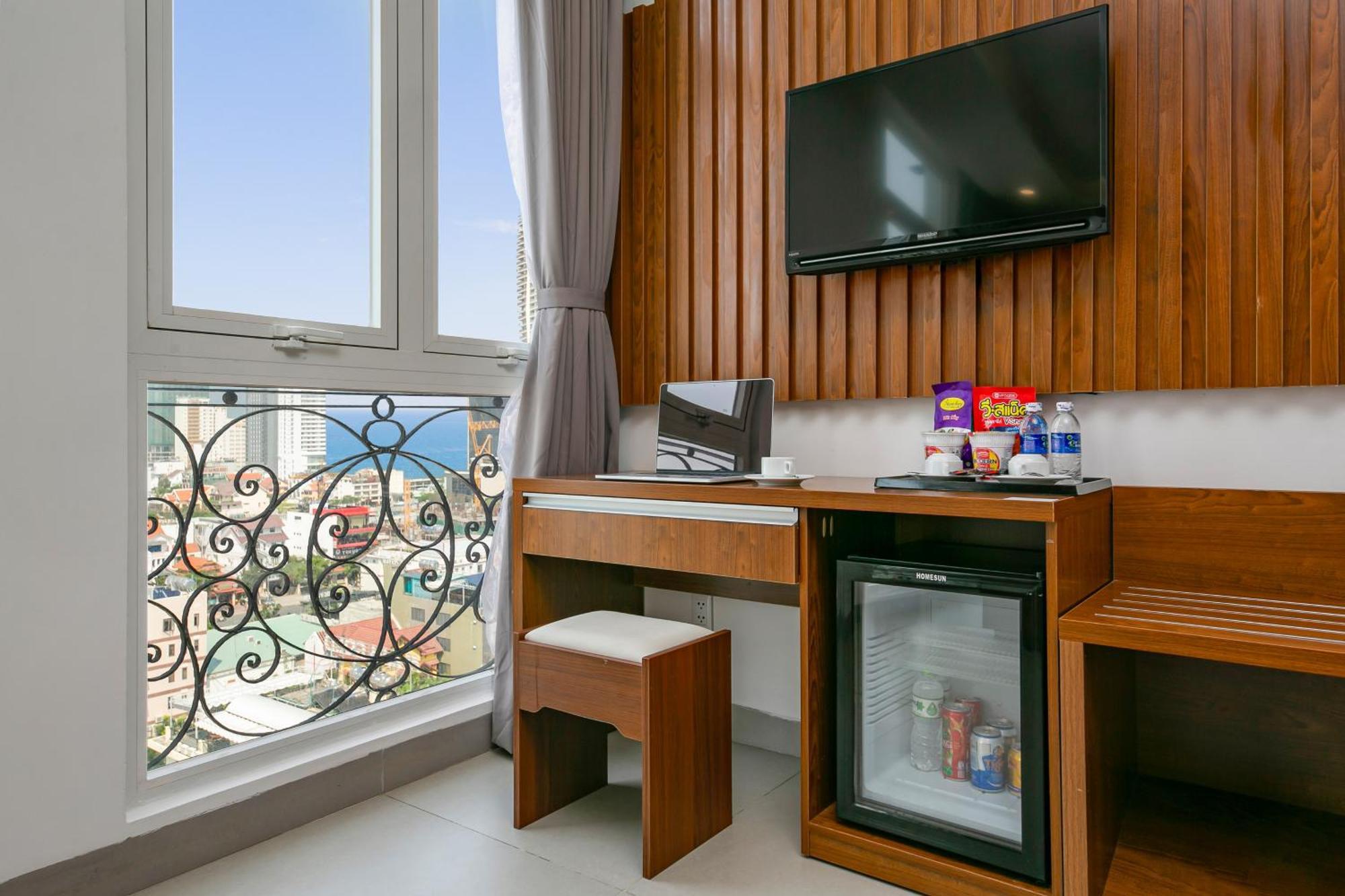 Prague Da Nang Beach Hotel Extérieur photo