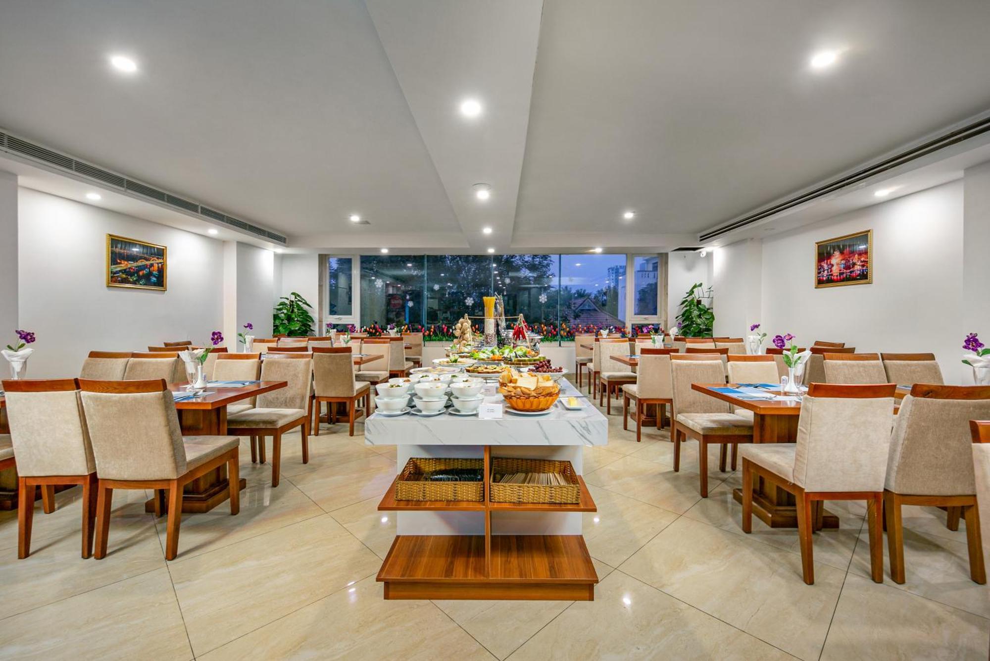 Prague Da Nang Beach Hotel Extérieur photo
