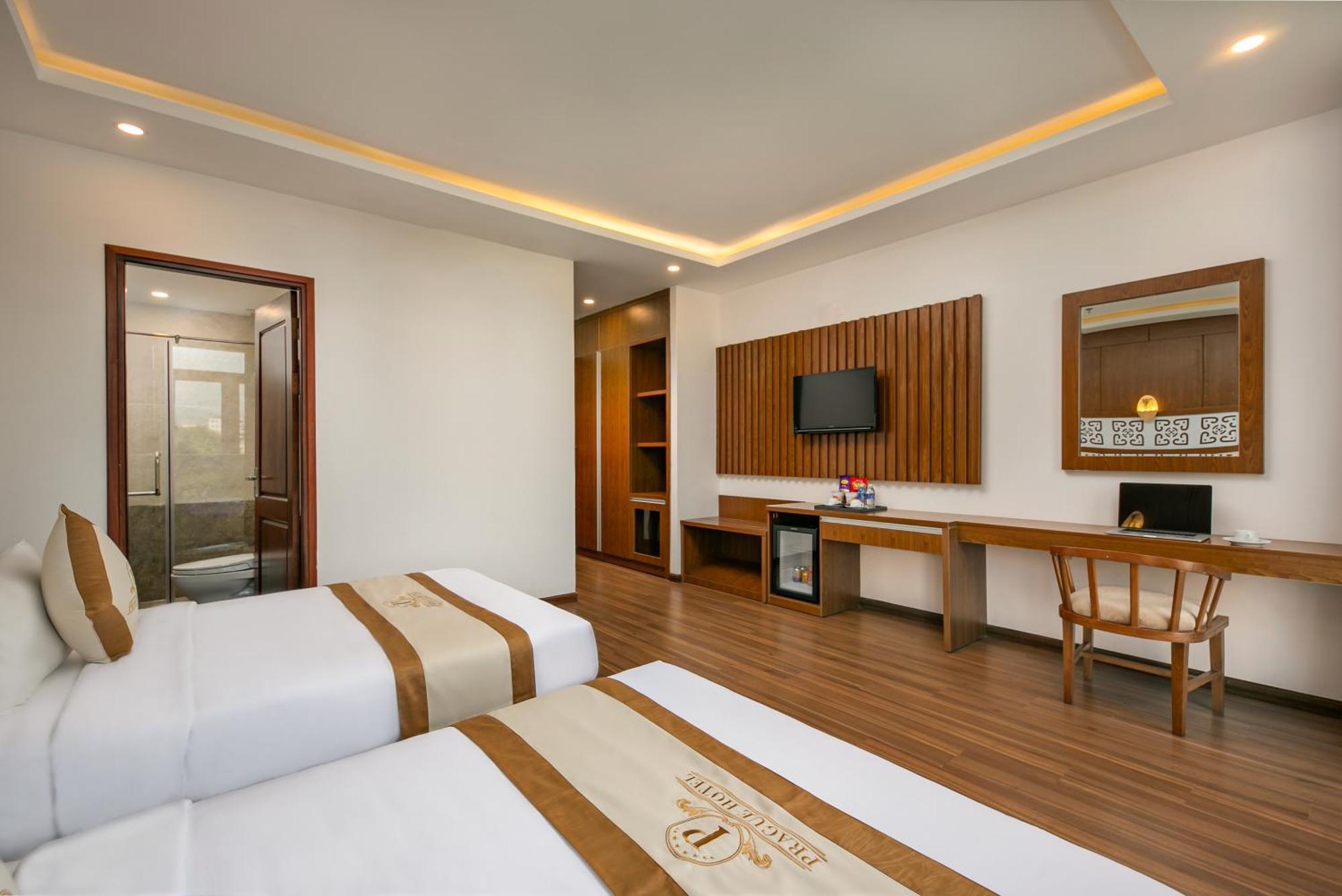 Prague Da Nang Beach Hotel Extérieur photo